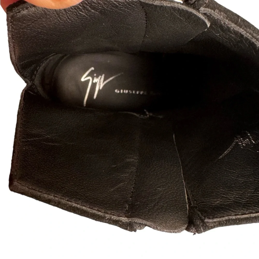 Giuseppe Zanotti Ankle Zip Booties Black Suede